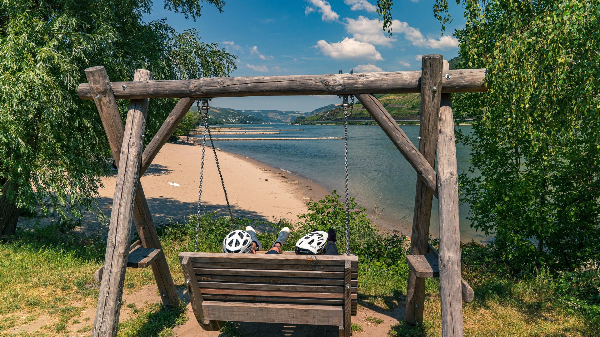 Schaukel mit Aussicht | © Maximilian Semsch/Romantischer Rhein Tourismus