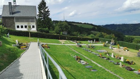 Friedhof Henschhausen | © Sabine Pilger